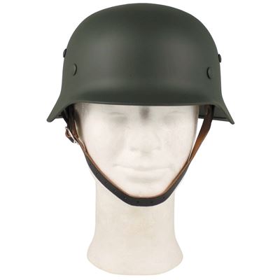 WWII steel helmet with leather lining OLIVE