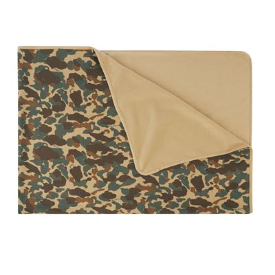 Fleece Throw Blanket 152 x 127 cm FRED BEAR CAMO