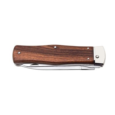 Ejecting knife of the year 2002