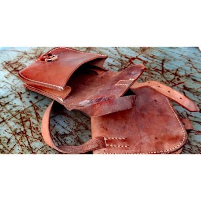 Small ROMANIAN LEATHER bag used