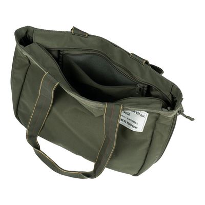 AVIATOR bag with expandable zipper