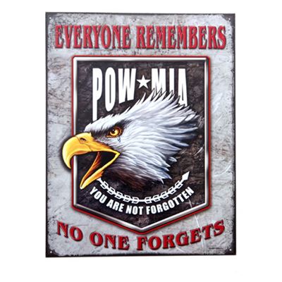 Banners metal POW MIA NO ONE Forgets