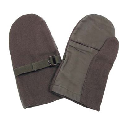 Austria mittens with felt OLIVE used