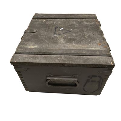 Used Wooden box URG-86 35 x 31 x 18