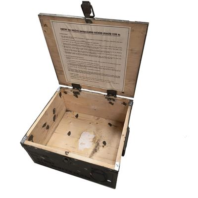 Used Wooden box URG-86 35 x 31 x 18