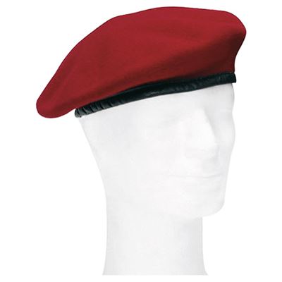 BW beret BORDEAUX used