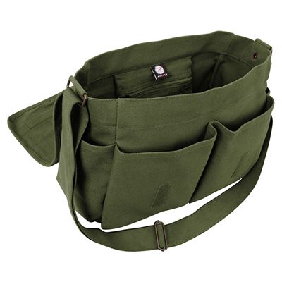 AIR CORP bag over his shoulder GREEN