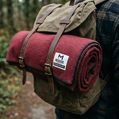 Wool blanket with trim 160 x 230 cm RED McGuire Gear BK-260-MR 2