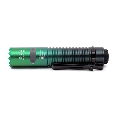 Flashlight E21 rechargeable, compact, 2000 lumens, 322 meters, IP68 GREEN