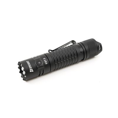 Flashlight EST2 rechargeable, compact, 1900 lumens, 211 meters, IP68