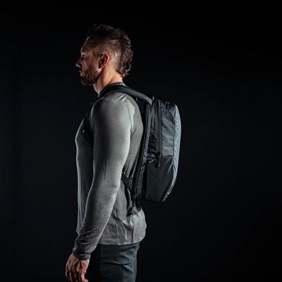 Backpack FADE TRANSPORT 18 L BLACK