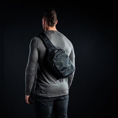 Fade Sling BLACK