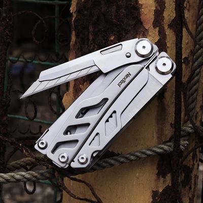 FLAGSHIP PRO Multi Tool  with replaceable blade SILVER